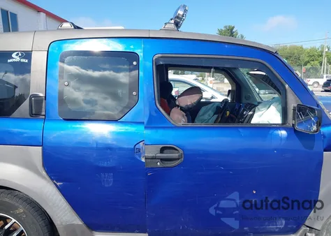 2004 Honda Element Ex z USA, uszkodzony, nr VIN 5J6YH28574L031915